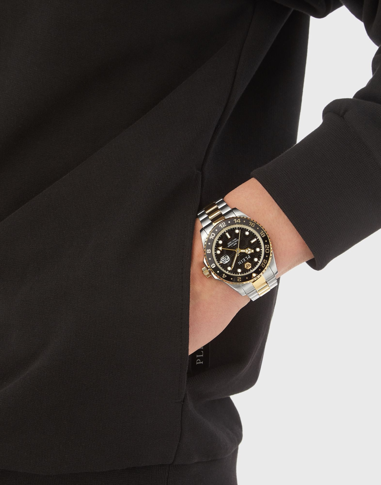 Pre-owned Philipp Plein Men's Watch Analog Quartz Gmt-i Challenger Pwyba0323 Stainless