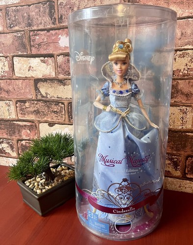 2008 Disney Princess Musical Majesty Cinderella Doll Special