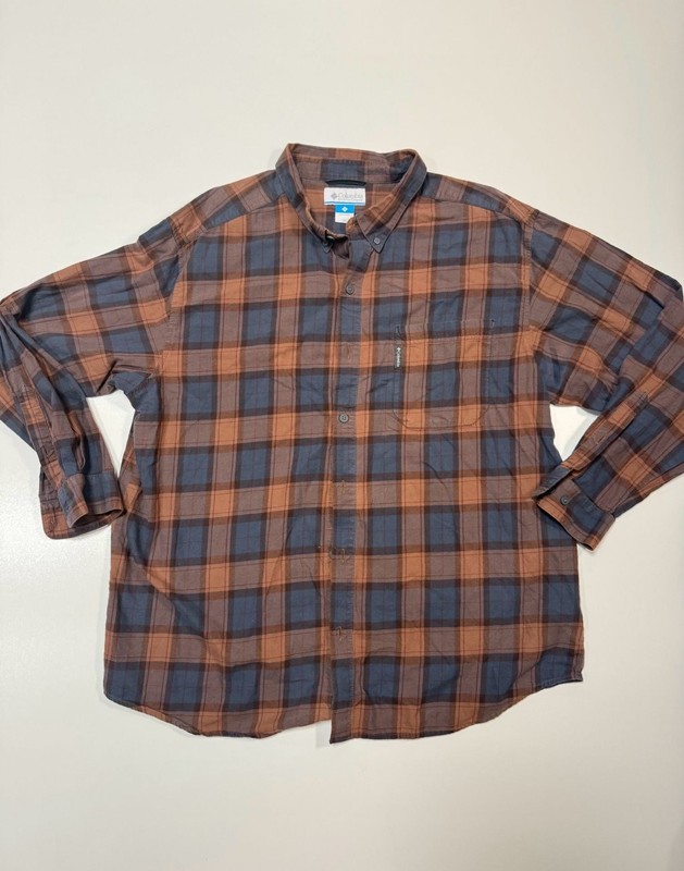 Columbia Men's Brown and Blue Plaid Long Sleeve Button-Down Shirt XXL Outdoorsy