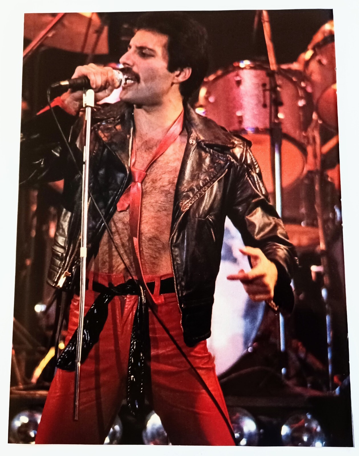 二枚まとめて。QUEEN / FREDDIE MERCURY-LP Amazon.com: Queen I