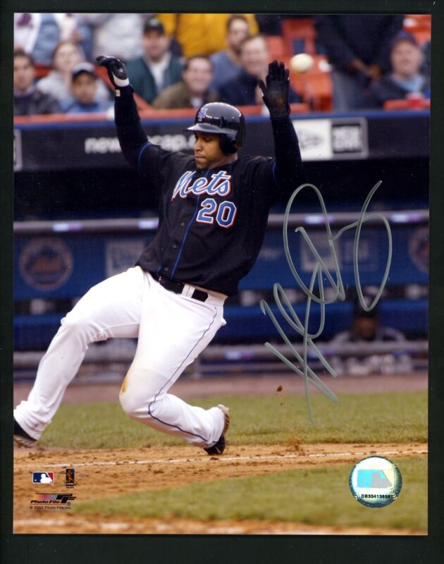 Victor Diaz Signed Autographed 8 X 10 Photo New York Mets