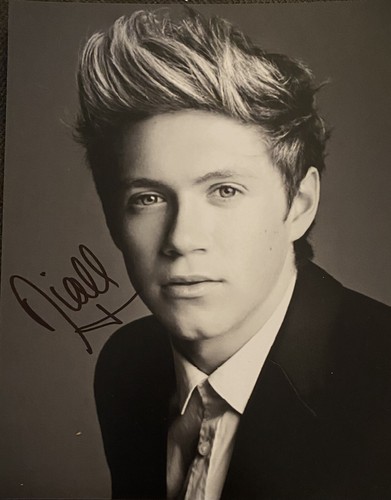 Niall ￼ Horan signed autographed 8x10 Color Photo Sexy One