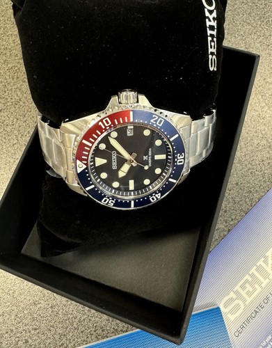 Pre-owned Seiko Solar Diver Blue Dial Steel Bracelet Men's Watch Sne595 With Tag