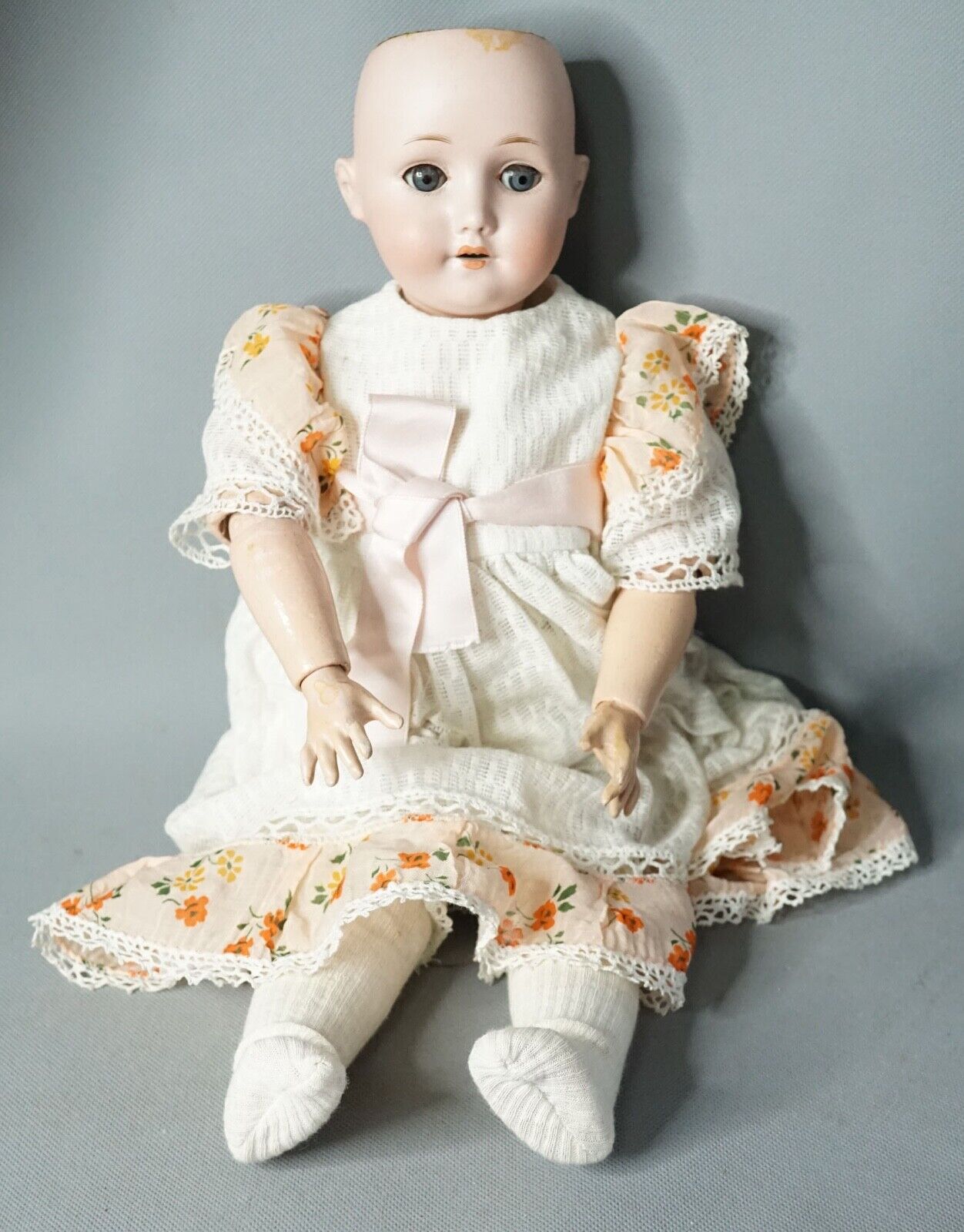 1900 Antique German MOA Welsch 201 Bisque Head 2 1/2 Doll 1900 Antique German MOA Welsch 201 Bisque Head 2 1/2 Doll