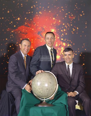 PORTRAIT OF *ACTUAL* APOLLO 13 CREW WITH JACK SWIGERT - 8X10 NASA PHOTO (EP-227)