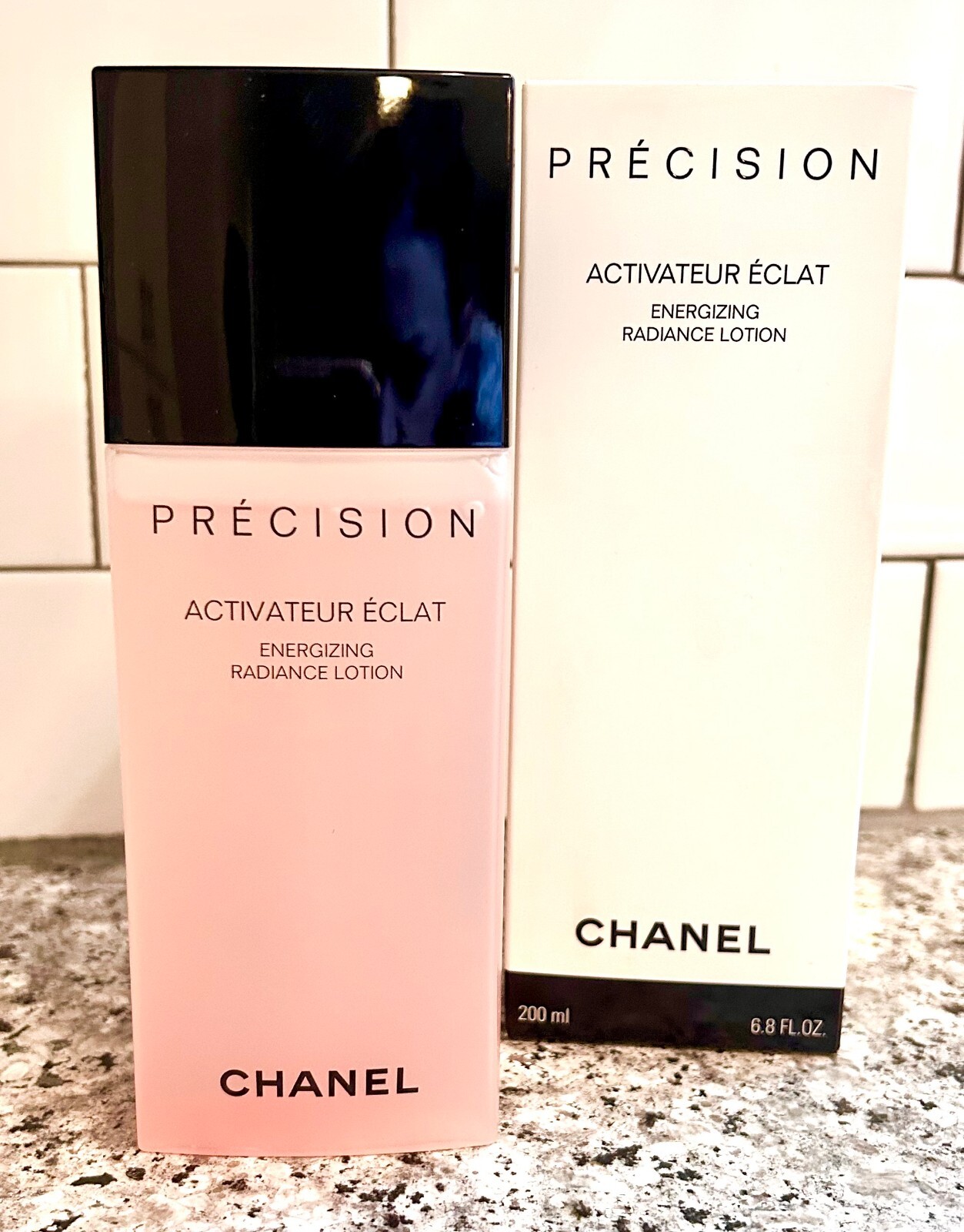 CHANEL LE BLANC ESSENCE LOTION 150ml 未開封 CHANEL LE BLANC ESSENCE LOTION