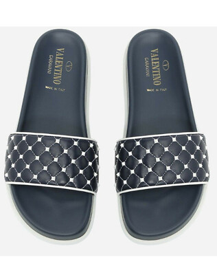 ★VALENTINO★ Rockstud PVC Slide Black 6W2S0T84PVS0NO 6W2S0T Valentino Garavani Rockstud Slide Sandals | Black | FARFETCH