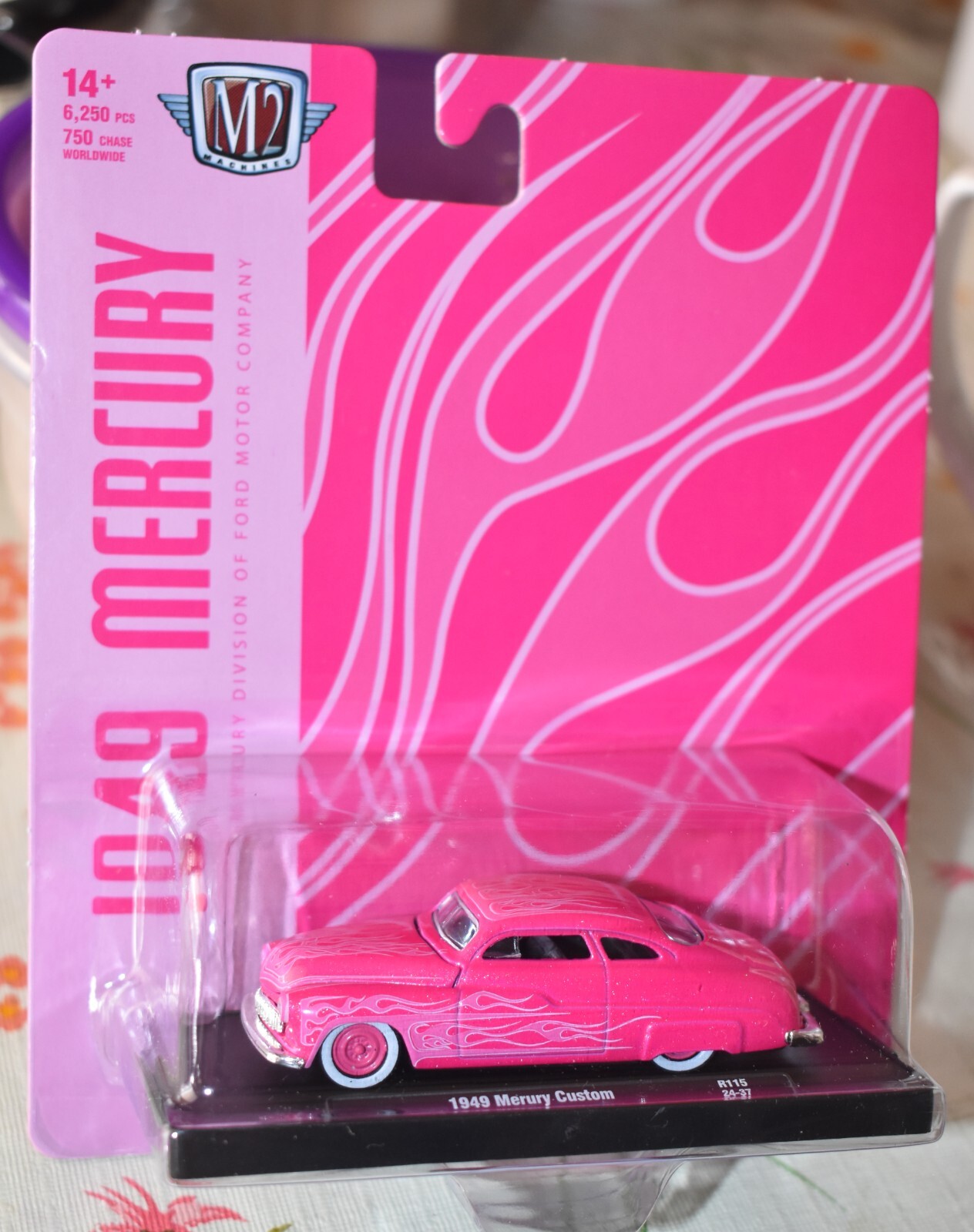 1949 Mercury ミニカー M2 Machines 1949 Mercury Custom Green Diecast Model Car | M2 Machines