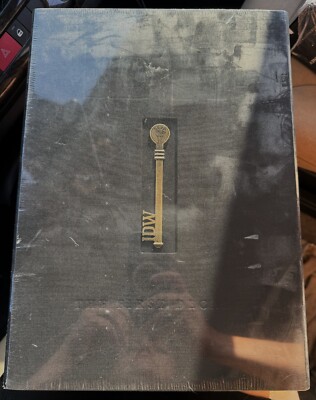 IDW The First Decade Hardcover Box Set Locke & Key Multiple signatures Joe Hill 