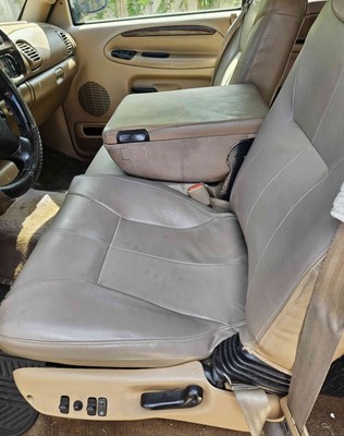 image 4 of interior