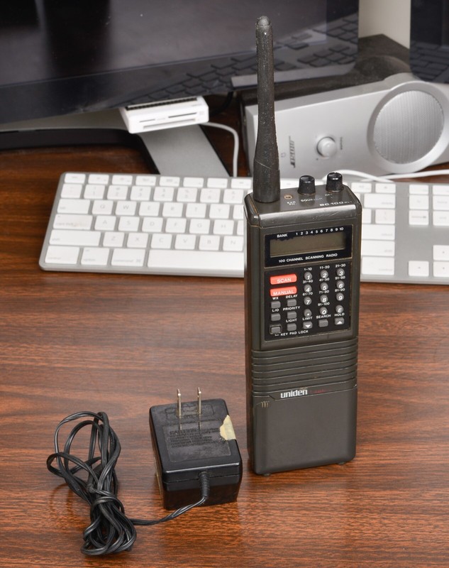 FOR PARTS UNIDEN BEARCAT BC100XLT 100 CHANNEL SCANNING RADIO RECEIVER