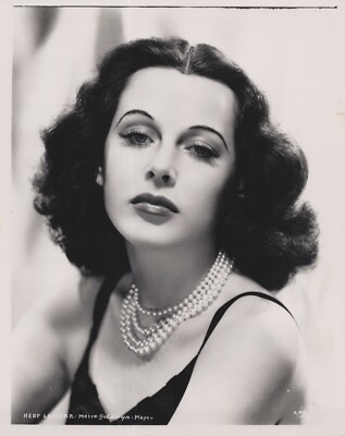 HOLLYWOOD BEAUTY HEDY LAMARR STYLISH POSE STUNNING PORTRAIT 1970s Photo C30