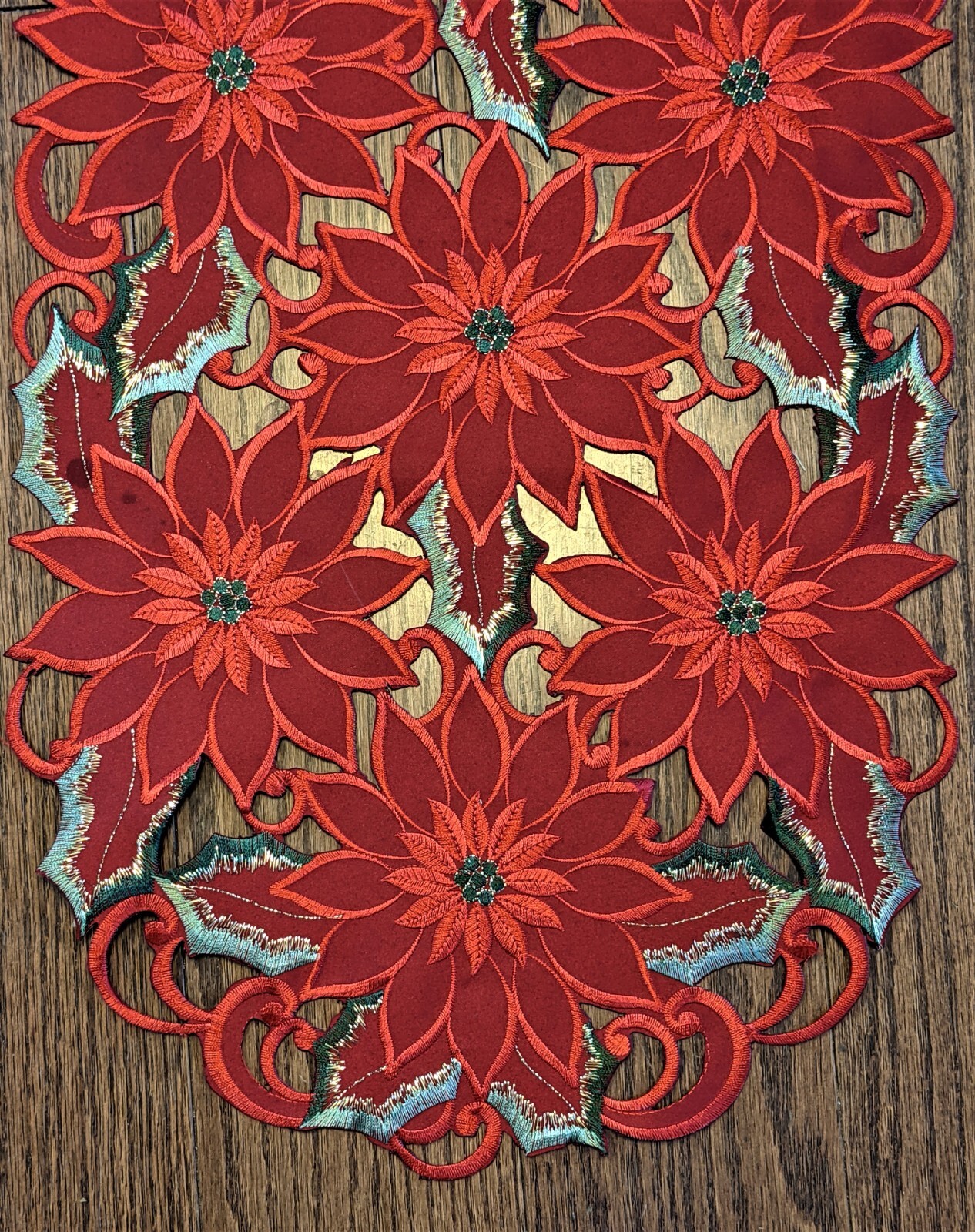 Doily Boutique Table Runner, Dresser Scarf, or Doily Christmas Red Poinsettias