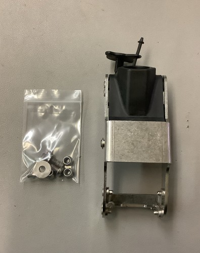 ららら　18、46、47、74 自動車用部品:Sumitomo Wiring Systems, Ltd