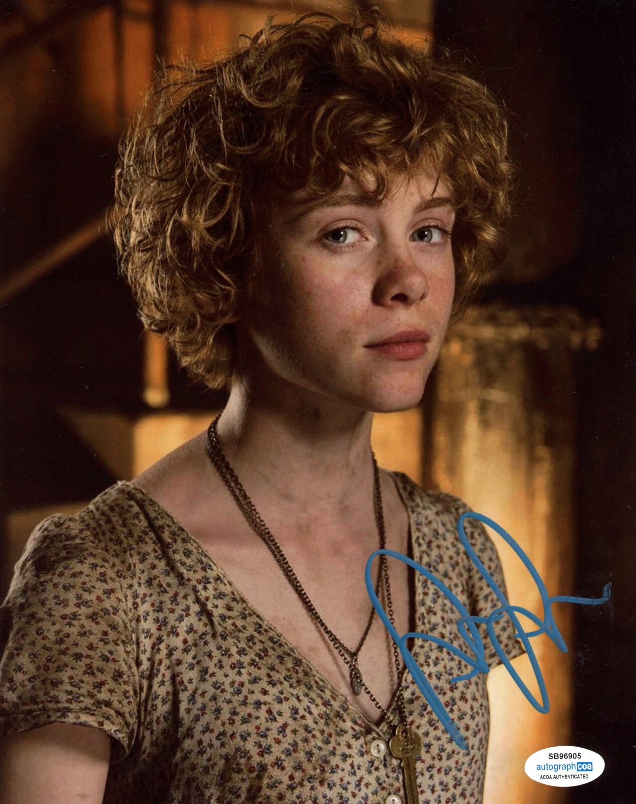 ソフィア リリス 直筆 サイン イット IT Sophia Lillis IT Autographed Signed 8x10 Photo ACOA | eBay