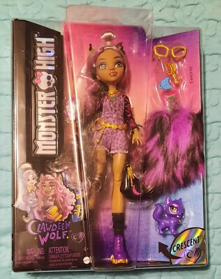 Monster High Clawdeen Wolf Doll With Pet Crescent 2022 Reboot NEW