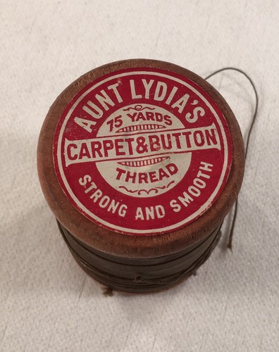 Vintage Aunt Lydia’s Carpet & Button 75 Yard Thread Brown Big Wooden Spool 2.5”