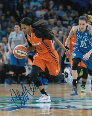 WNBA Edwards, Smith & Williams サイン入り写真 WNBA players make public push for new CBA ahead of All-Star