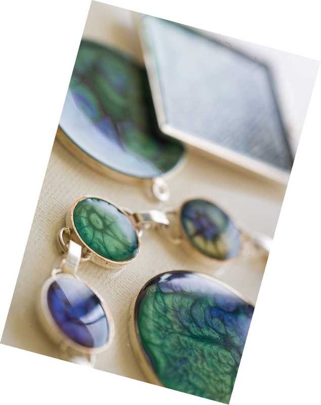 Pebeo Fantasy Prisme, 45 ml Bottle - Antique Gold