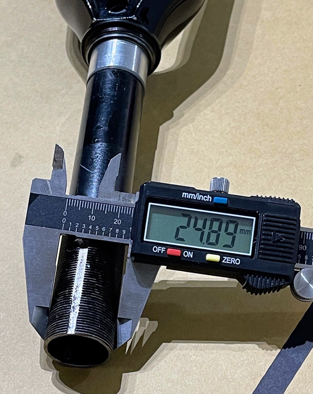 nashbar 1 inch carbon fork