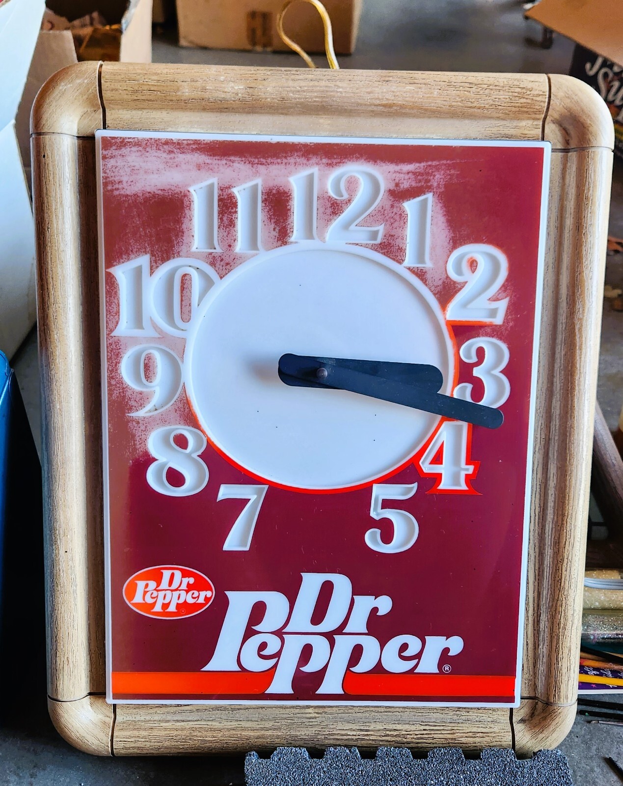 80’s ドクターペッパー　ウォールクロック　時計　看板　USA ディスプレイ Vintage 1980s Dr Pepper Wall Clock Wood Grain Plastic Howard