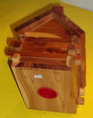 Nice Log Cabin Wooden Bank Bank – Great Decorating Item! Nice See!