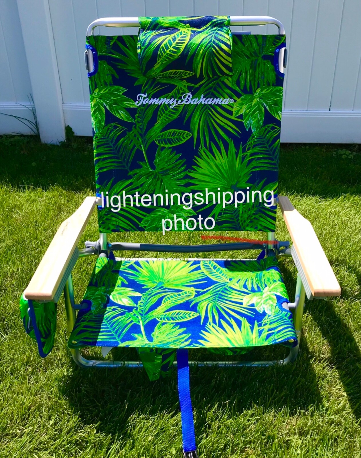 TOMMY BAHAMA Classic Backpack Beach Chair HIGHEST QUALITY TOMMY BAHAMA Classic Backpack Beach Chair HIGHEST QUALITY