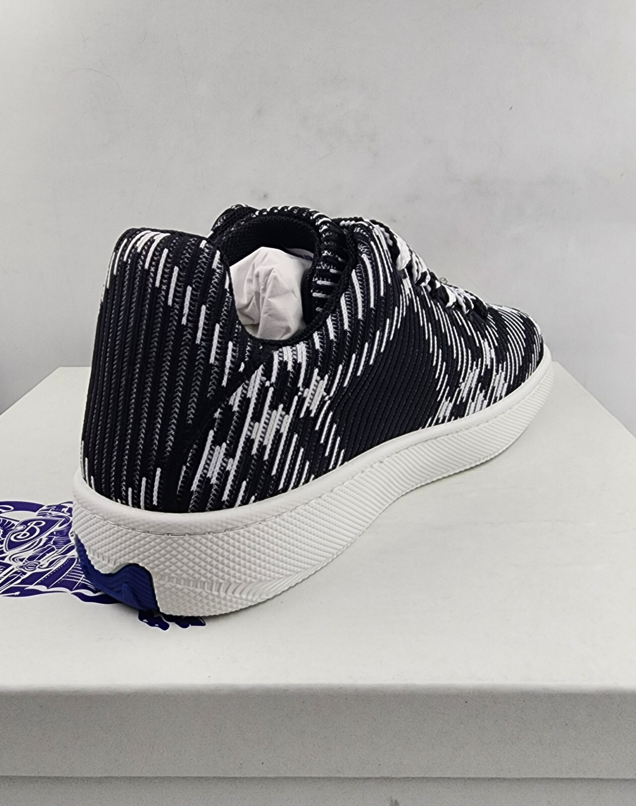 Burberry Check Knit Low Top Sneakers Men's 43/10US Black/White Lace Up Closure - Picture 11 of 17