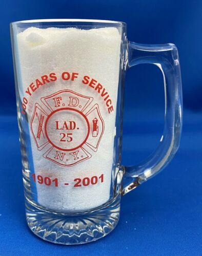 FDNY Ladder 25 100 Years Of Service 1901-2001 Glass Mug