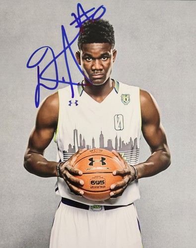 NBAカード Deandre Ayton ルーキーサインカード 10枚限定 ほか Deandre Ayton Basketball Cards & Memorabilia – Basketball