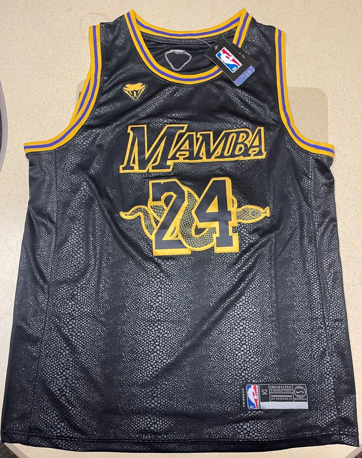 kobe bryant jersey black mamba