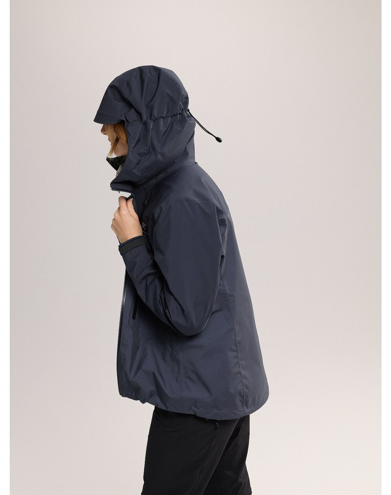 Pre-owned Arc'teryx With Tags  Alpha Gore-tex Womens Jacket - Large Black Sapphire In Blue