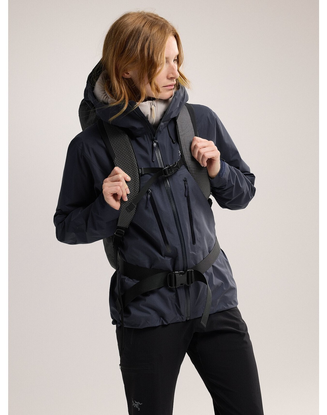 Pre-owned Arc'teryx With Tags  Alpha Gore-tex Womens Jacket - Large Black Sapphire In Blue