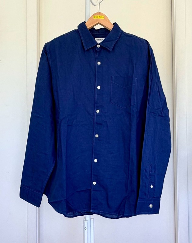 Gap Standard Fit Long Sleeve Button-Up Shirt Size L Blue Linen Cotton