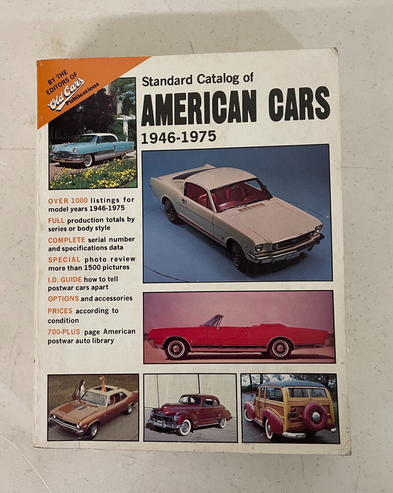standard catalog of AMERICAN CARS 2冊USED standard catalog of AMERICAN CARS 2冊USED Standard Catalog