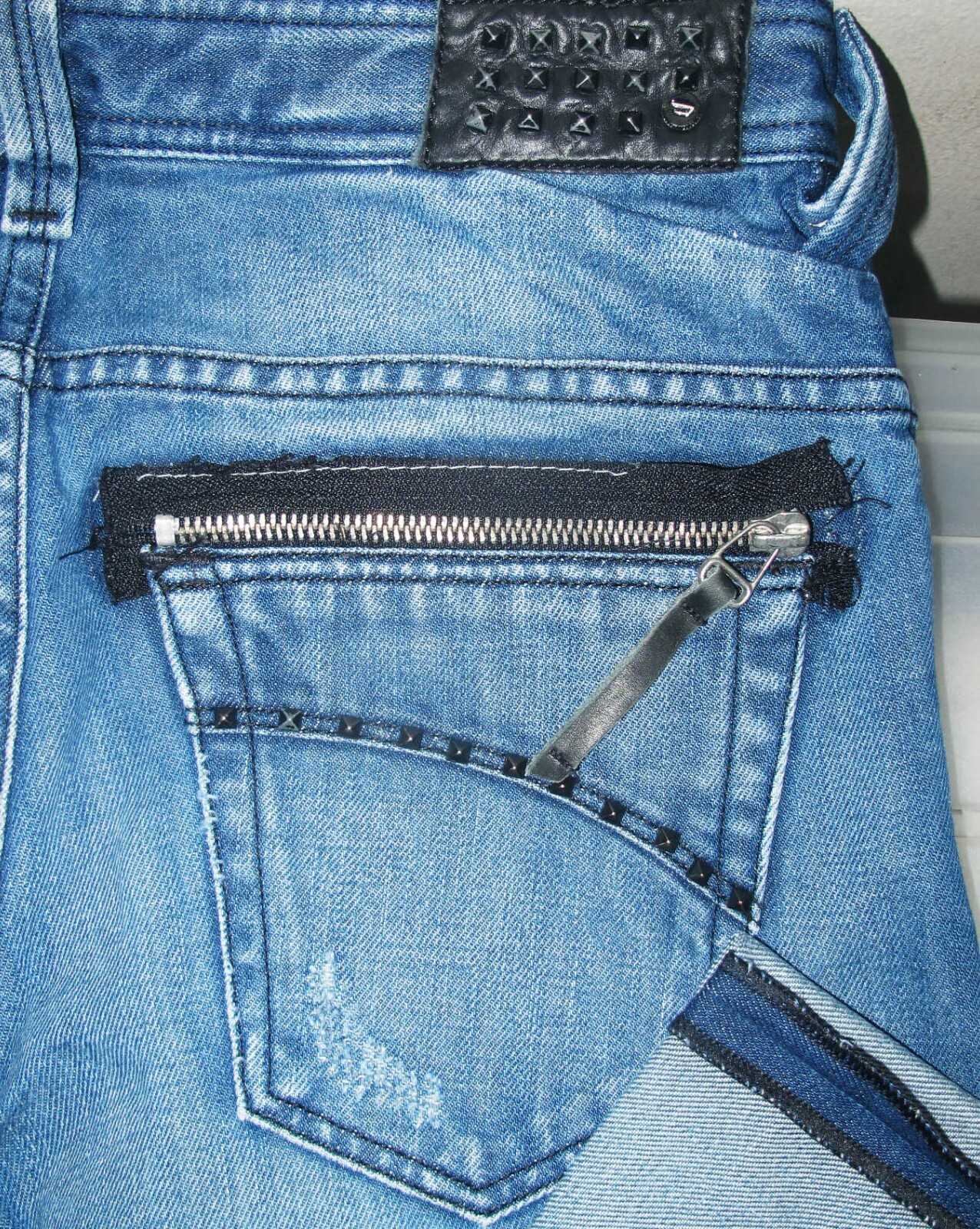 HOT Men's DIESEL SLAMMER 73H Slim STRAIGHT STUDS Denim Jeans