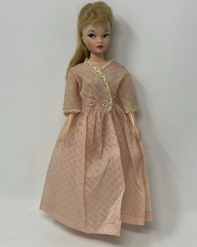 Vintage Uneeda Miss Suzette Clothes Doll Outfit Pink Robe