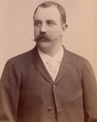 CIRCA 1890s CDV NILS HJORSELL MAN IN SUIT WITH MUSTACHE STOCKHOLM SWEDEN — additional view