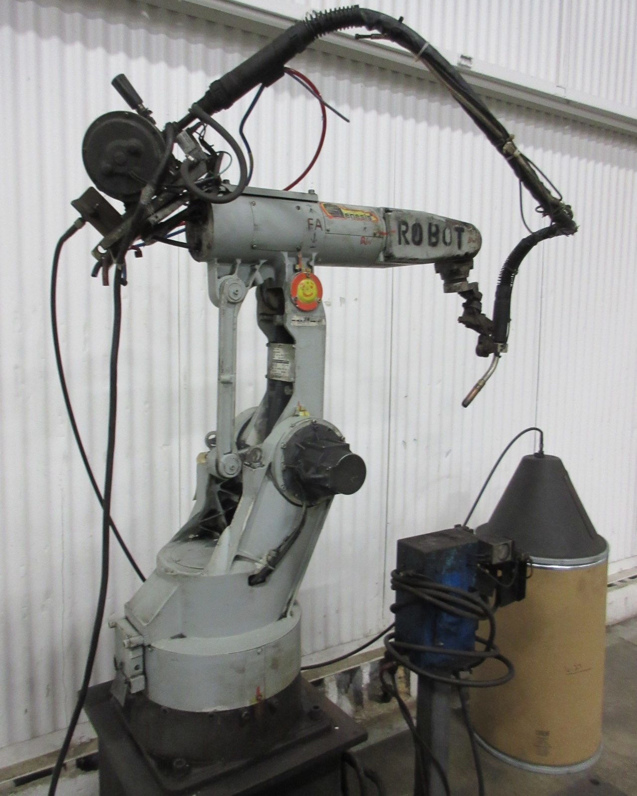 Genesis Systems Group - Versa-Systems 3M Robotic Weld Cell - AM16469