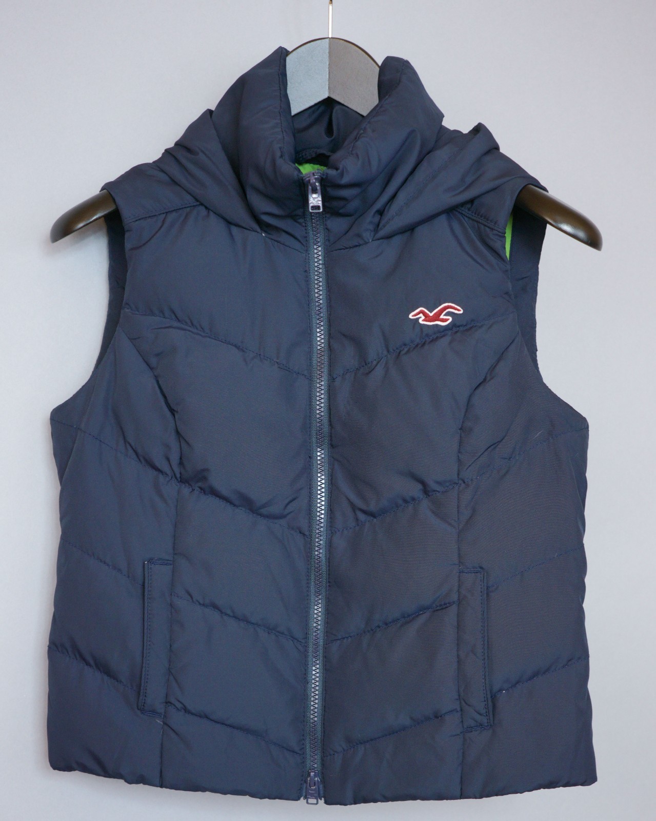 hollister body warmer womens