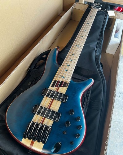 Ibanez premium SR1805 5弦ベース+zoom B1 four Ibanez Premium SR1805 – NTF 5 String Bass Guitar - Musicians