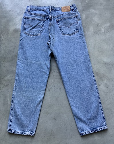 Купить Vintage Levis Relaxed Straight 