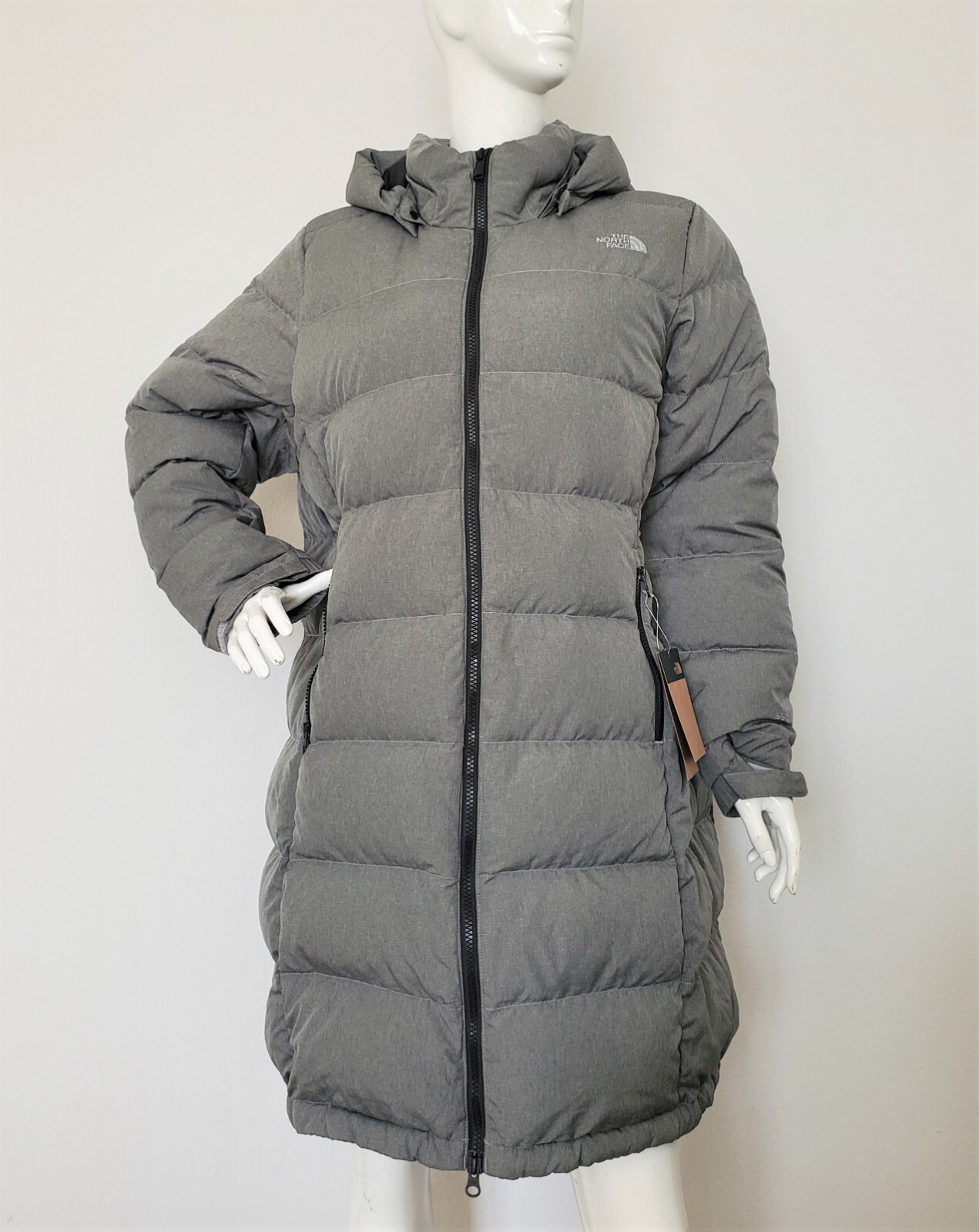 ЖЕНСКАЯ ПАРКА THE NORTH FACE WOMENS PLUS METROPOLIS С КАПЮШОНОМ средне-серого цвета Heather sz 1X