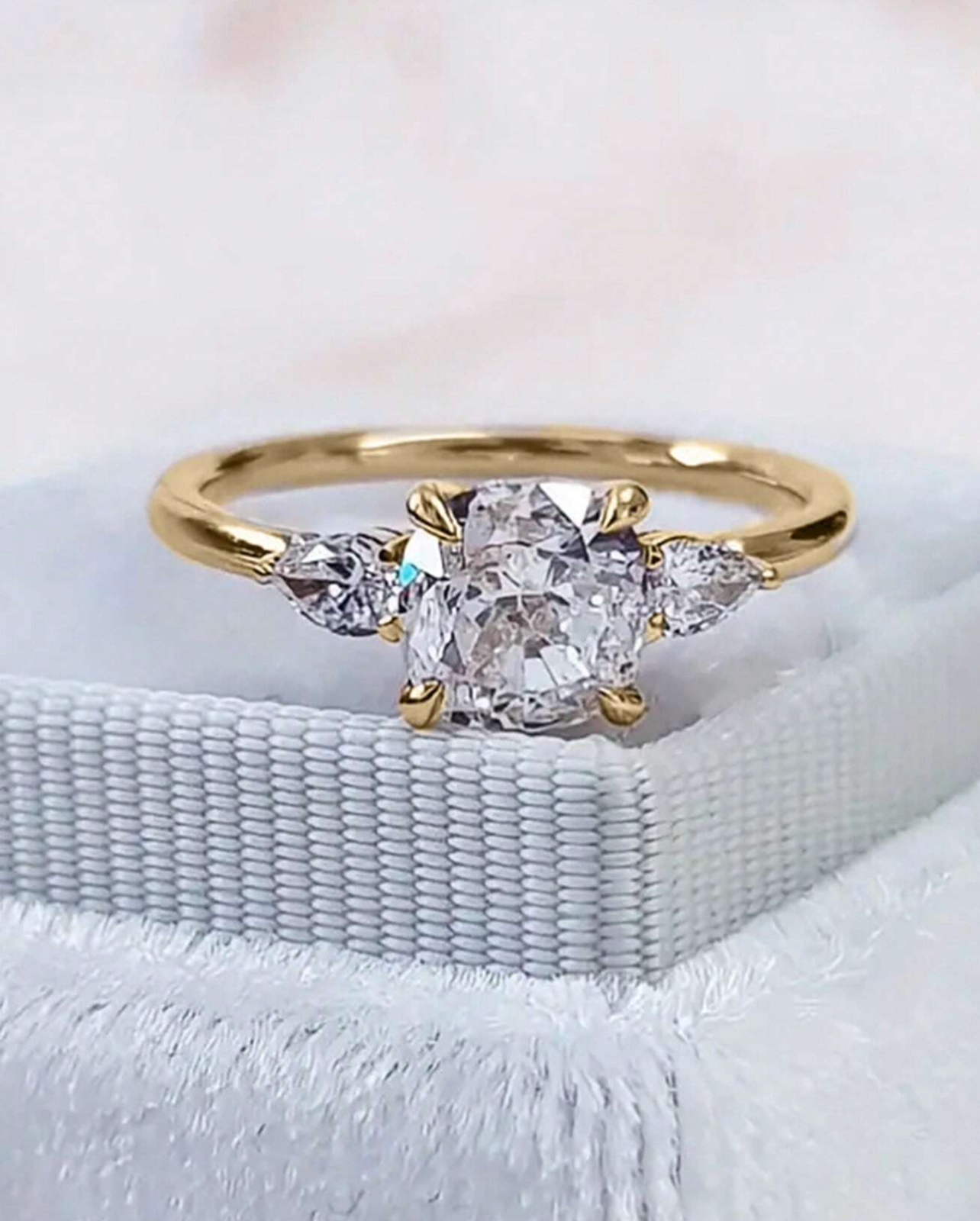 Anillos Sortija Aro Joyeria de Oro 14K Para Mujer Joyeria con Piedras Brillantes