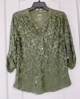 CROFT & BARROW GREEN HENLEY SCROLL PRINT 3/4 SLEEVE TOP - SMALL - NEW WITH TAG