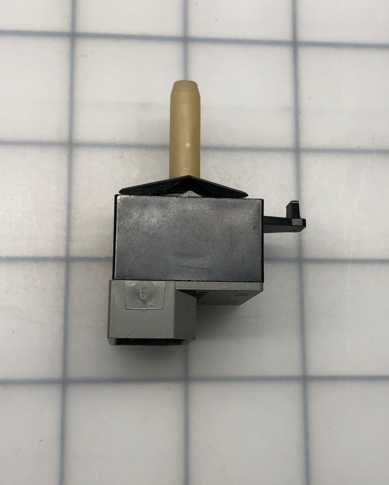 3348352 Whirlpool Washer Temperature Selector Switch - USED - Tested Good