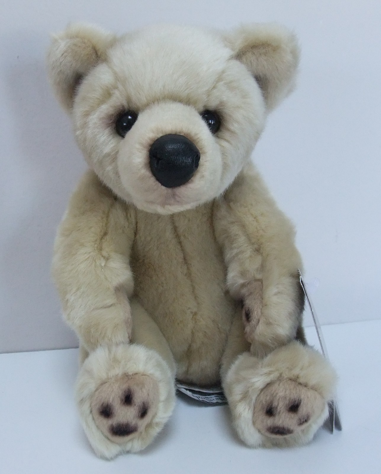 Vintage Bear Russ Berrie Yomiko Classics Blonde Sitting Soft Plush Tags 92232
