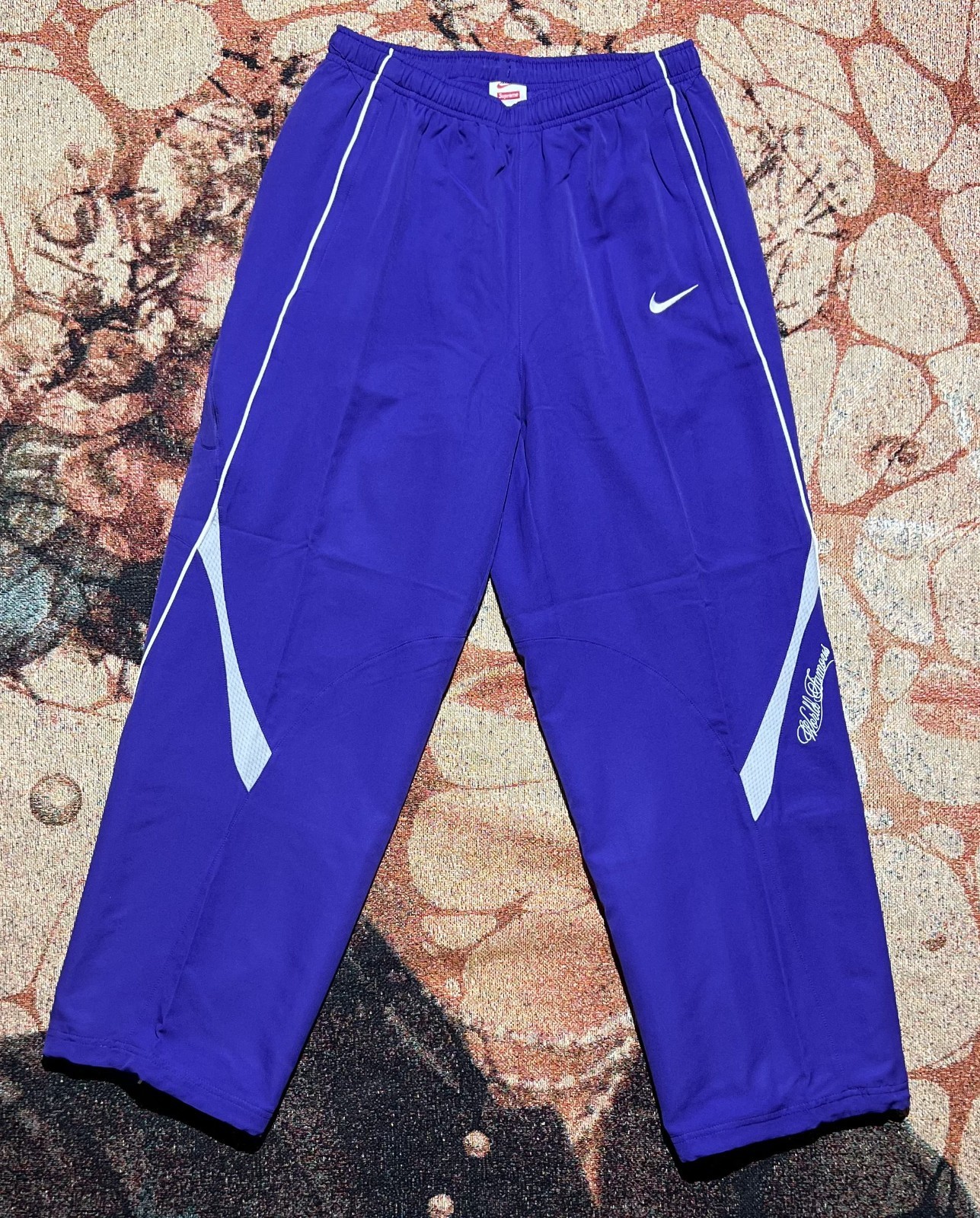 パンツ Supreme Nike Track Pant Purple Ssize Supreme Nike Track Pant Purple Size Small Brand New | eBay