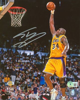 Lakers Shaquille O'Neal Signed 8x10 Vertical Dunk Photo Vs Blazers