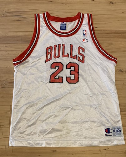 ビンテージ　00s NBA NIKE メンズM ユニフォーム　ジョーダン　トリコ Amazon | Nike(ナイキ) NBA ユニフォーム マイケル・ジョーダン